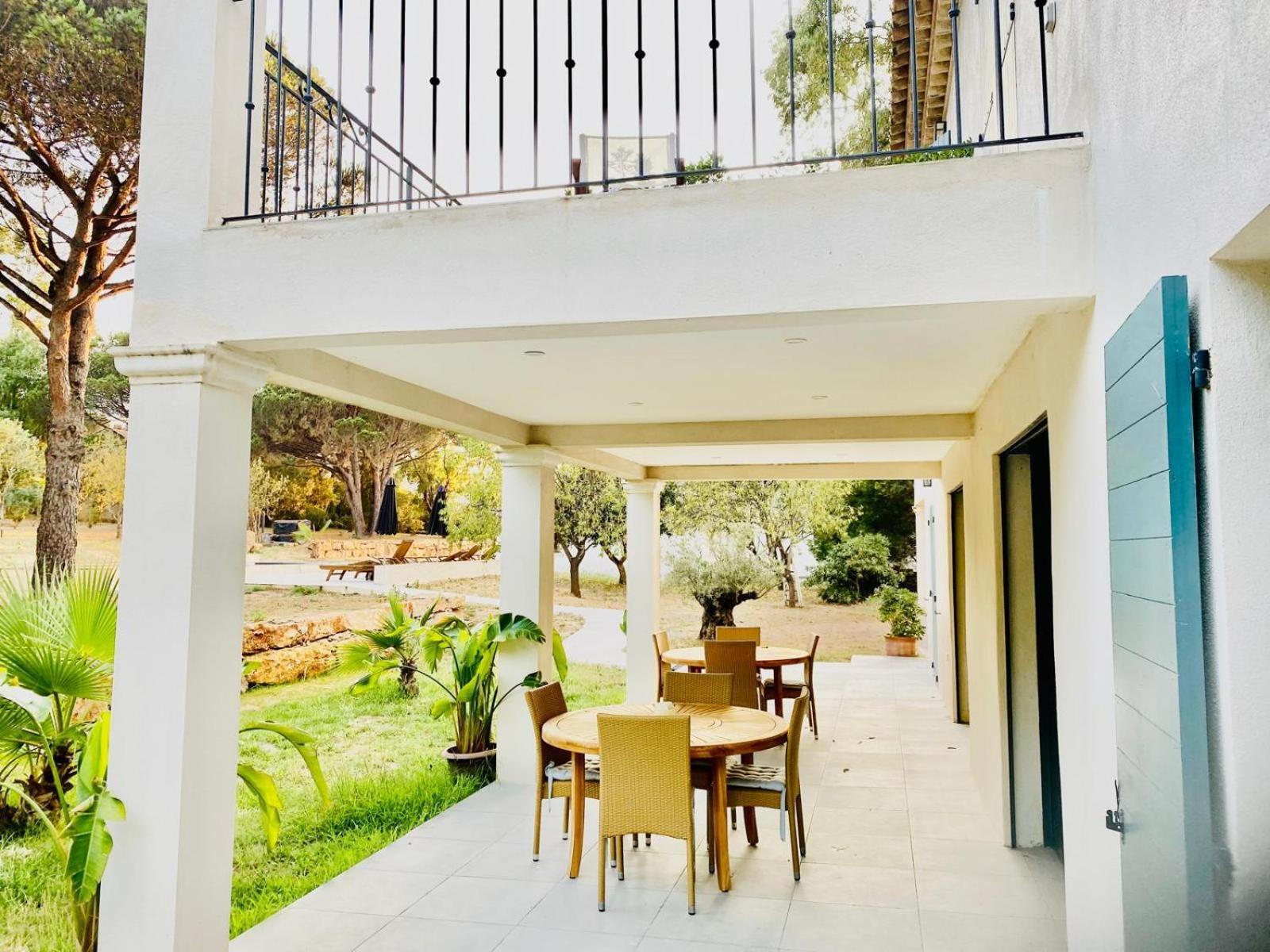 Loumar Bed & Breakfast *