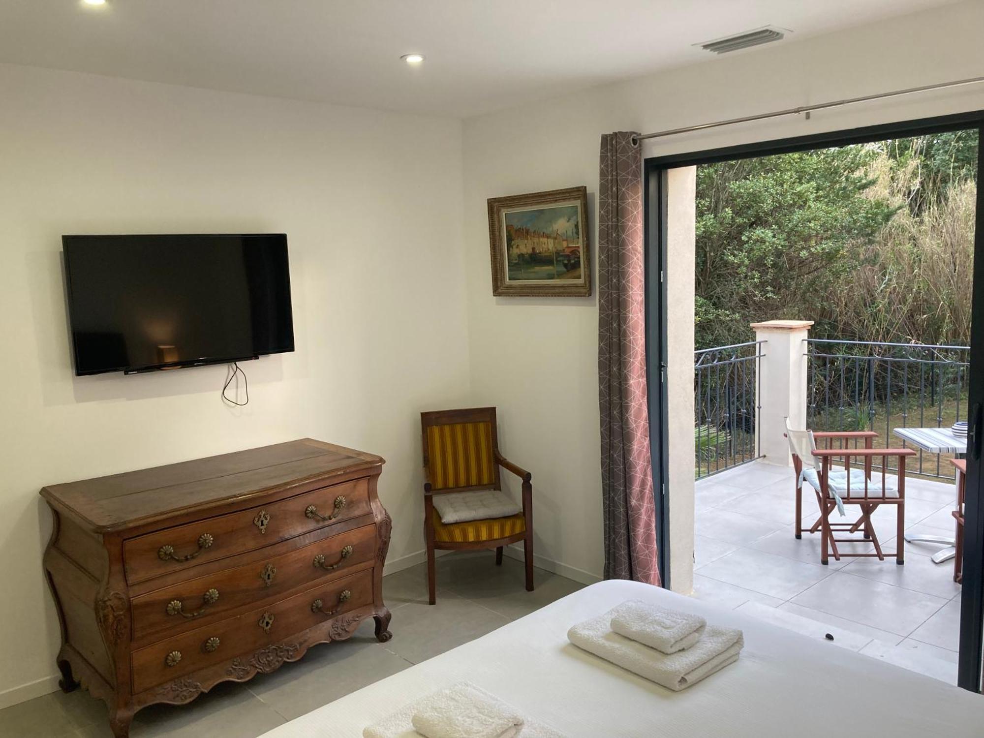 Loumar Bed & Breakfast *